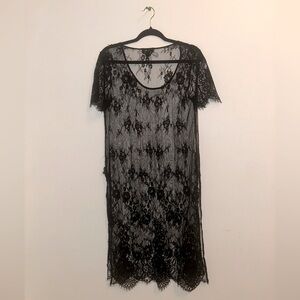 Lace midi dress